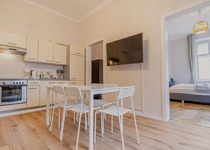 Comfortable 2br & 1lr In