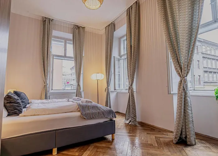 Apartment Comfortable 2br & 1lr In Vienna